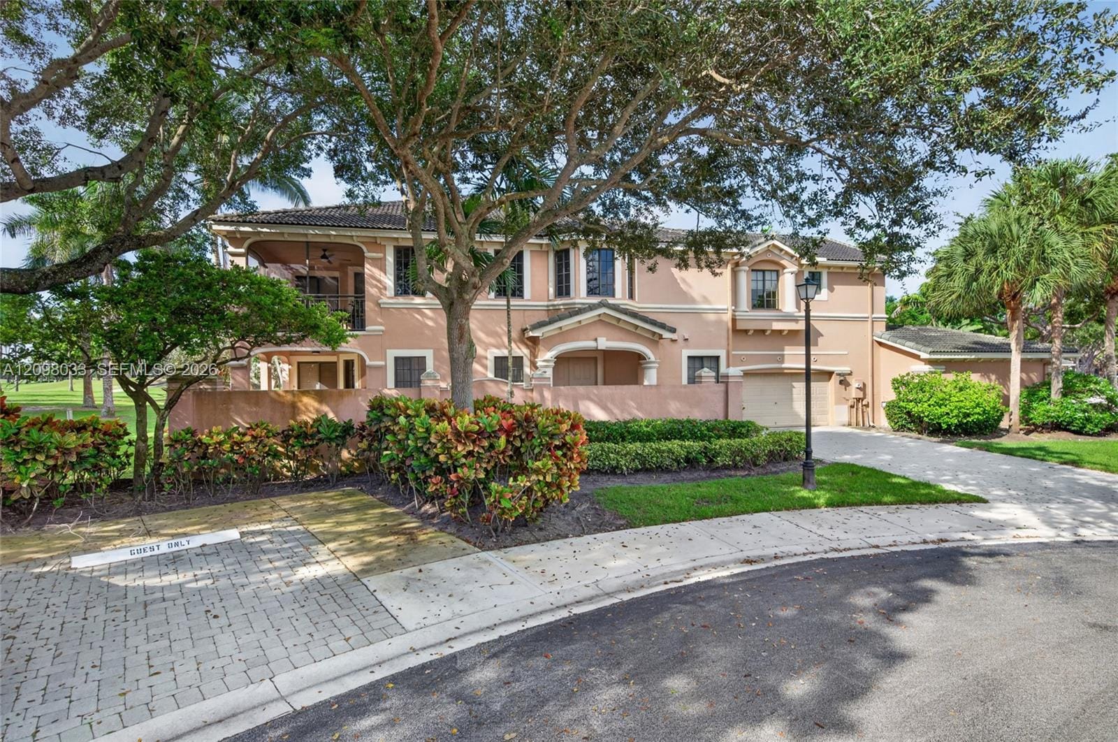 2737 Center Ct Drive 1-18, Weston, FL 33332 photo 6