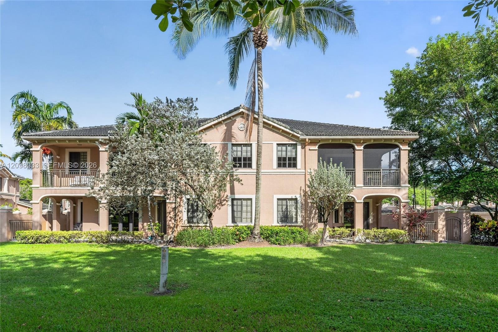 2737 Center Ct Drive 1-18, Weston, FL 33332 photo 9