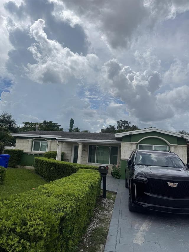 6852 SW 10th Court N/A, Pembroke Pines, FL 33023