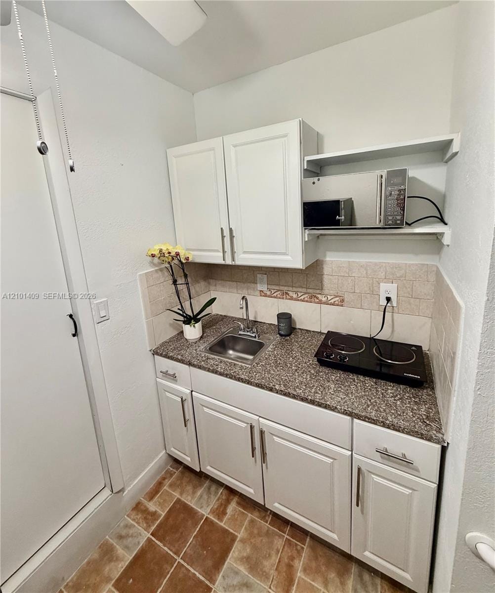 31 NW 133rd Place B, Miami, FL 33182 photo 2