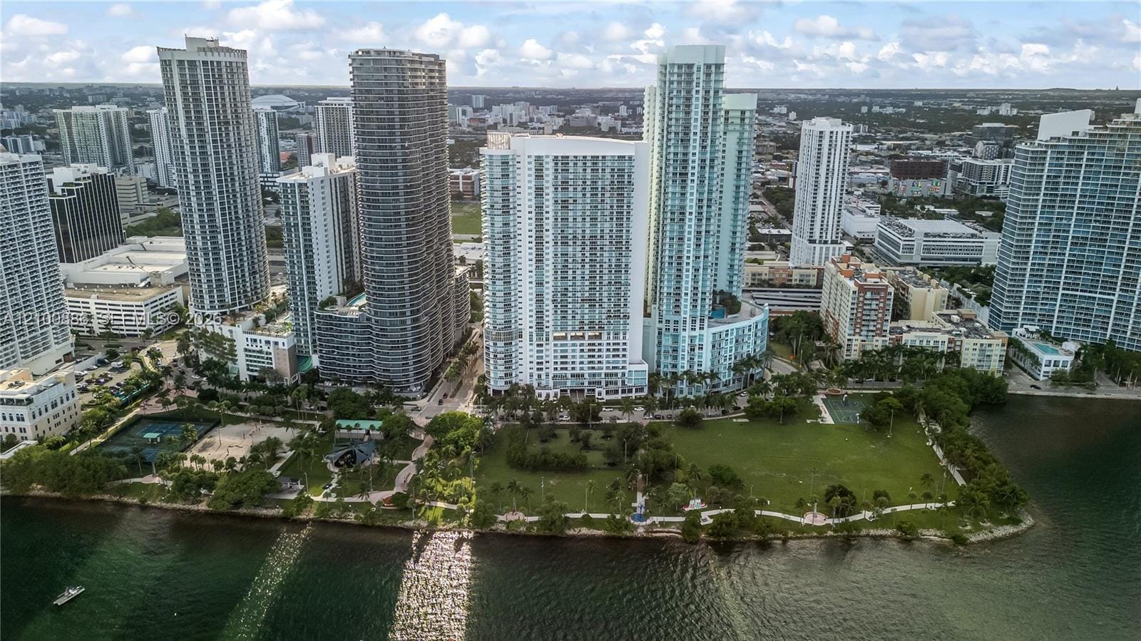 1800 N Bayshore Drive 4006, Miami, FL 33132 photo 3