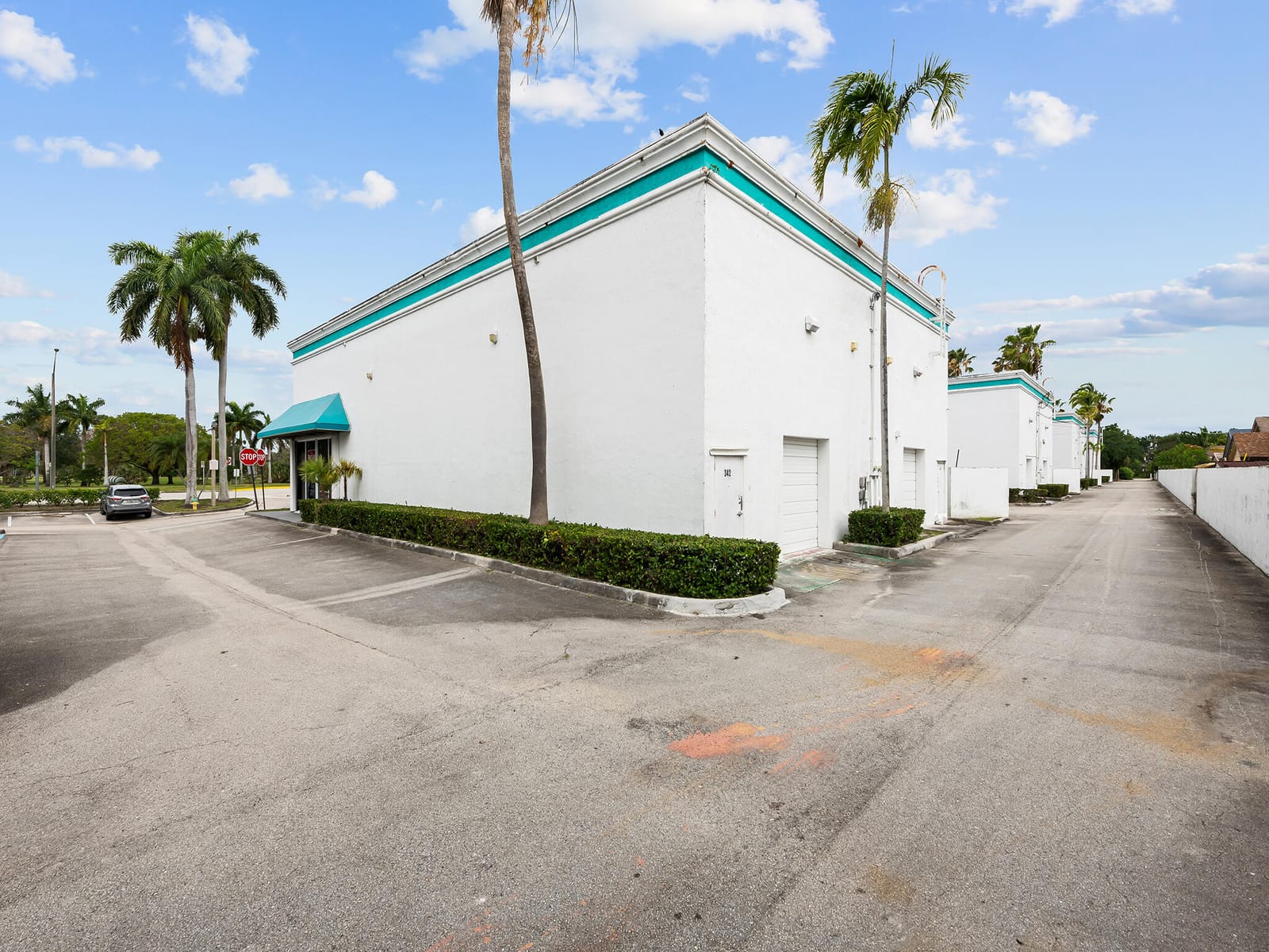 336 S POWERLINE Road 336 & 342, Deerfield Beach, FL photo 2