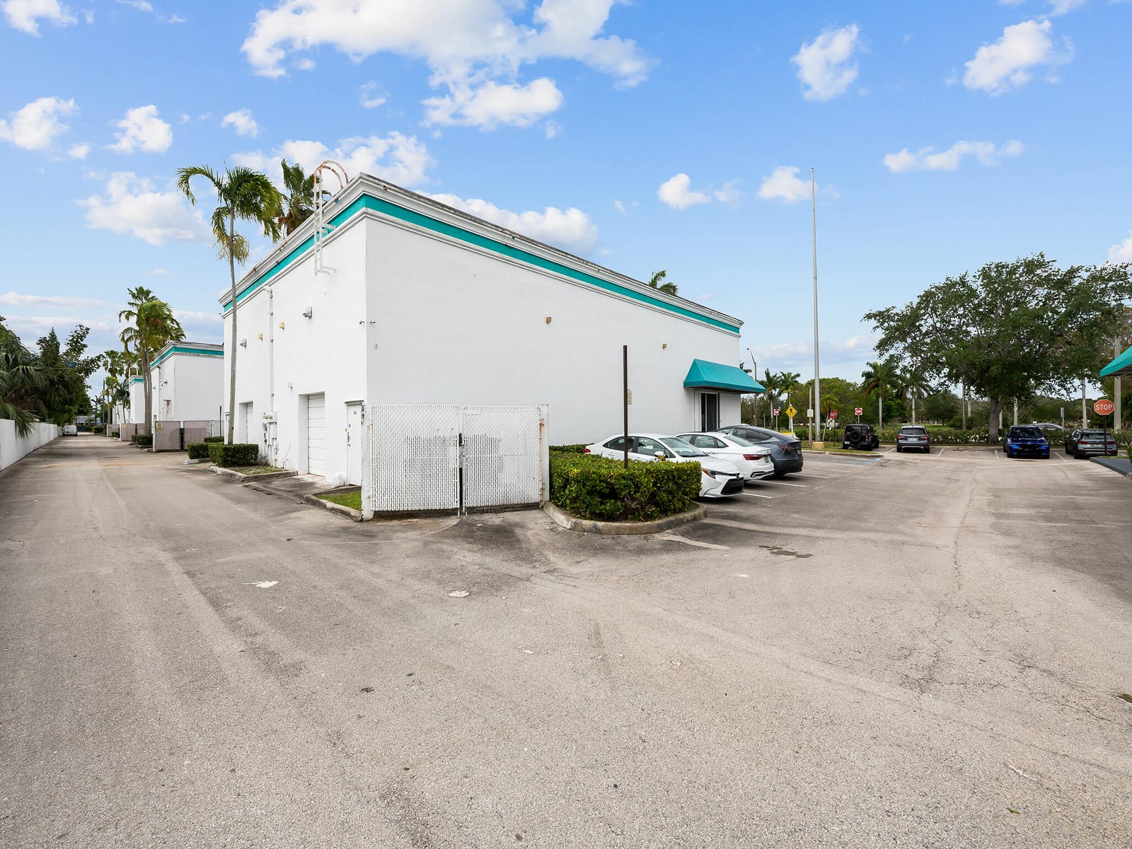 336 S POWERLINE Road 336 & 342, Deerfield Beach, FL photo 3