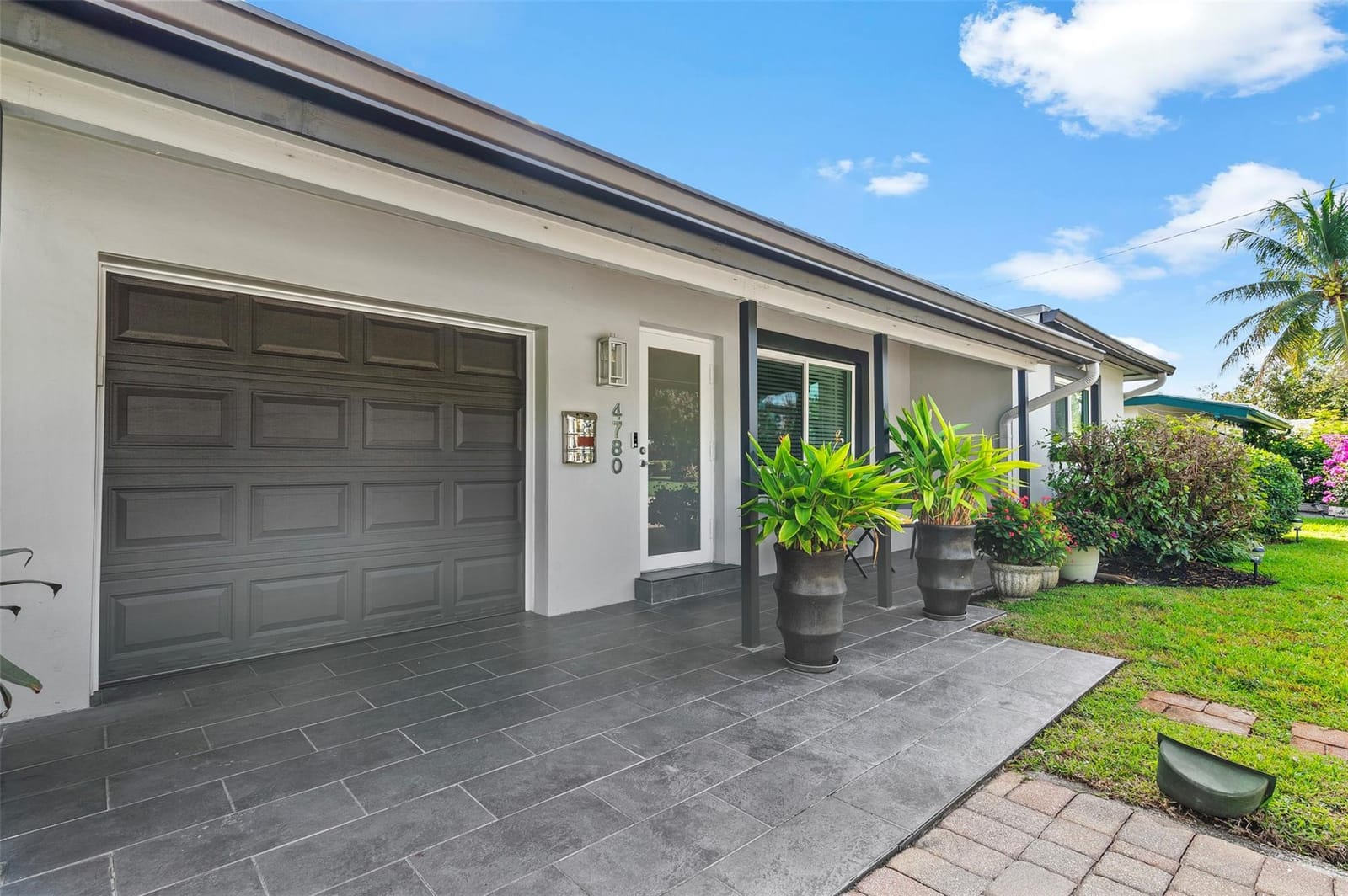 4780 NE 7TH Avenue, Oakland Park, FL 33334 photo 4