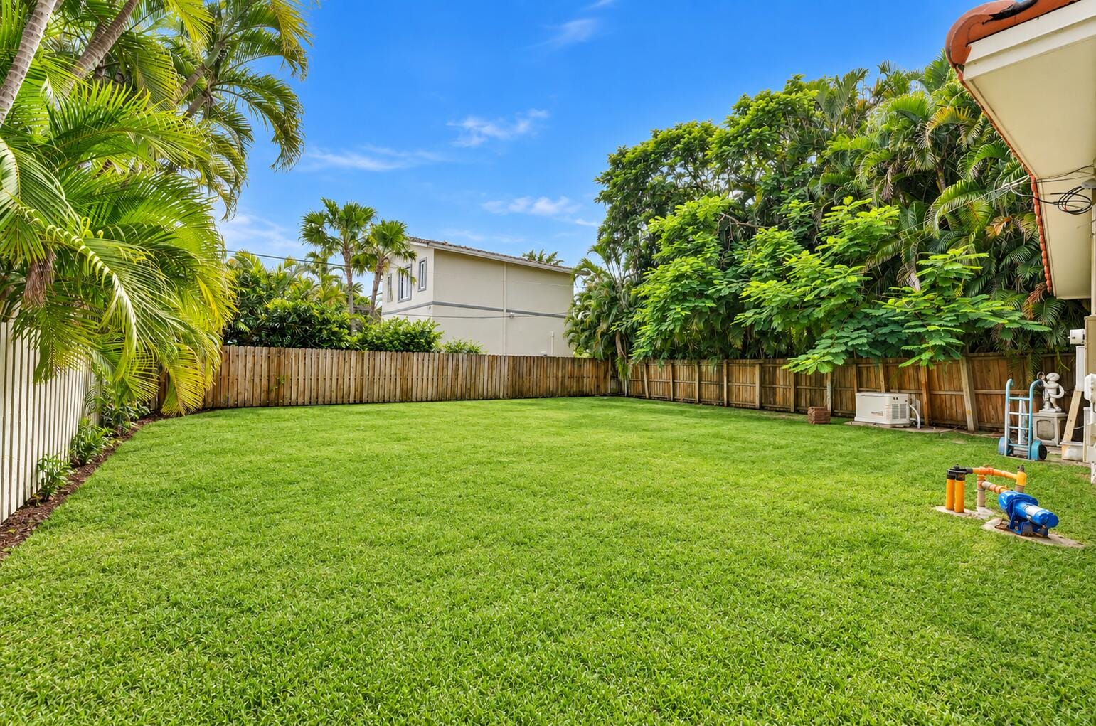 707 NW 24TH Street, Wilton Manors, FL 33311 photo 5