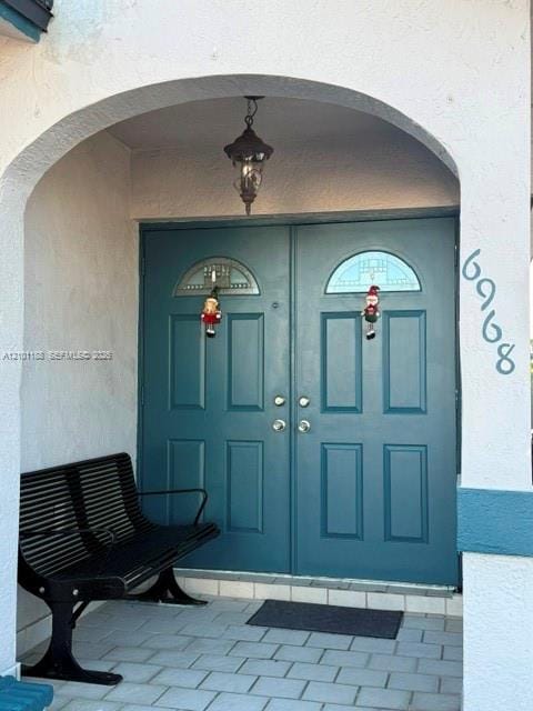 6968 W 24th Court, Hialeah, FL 33016 photo 2