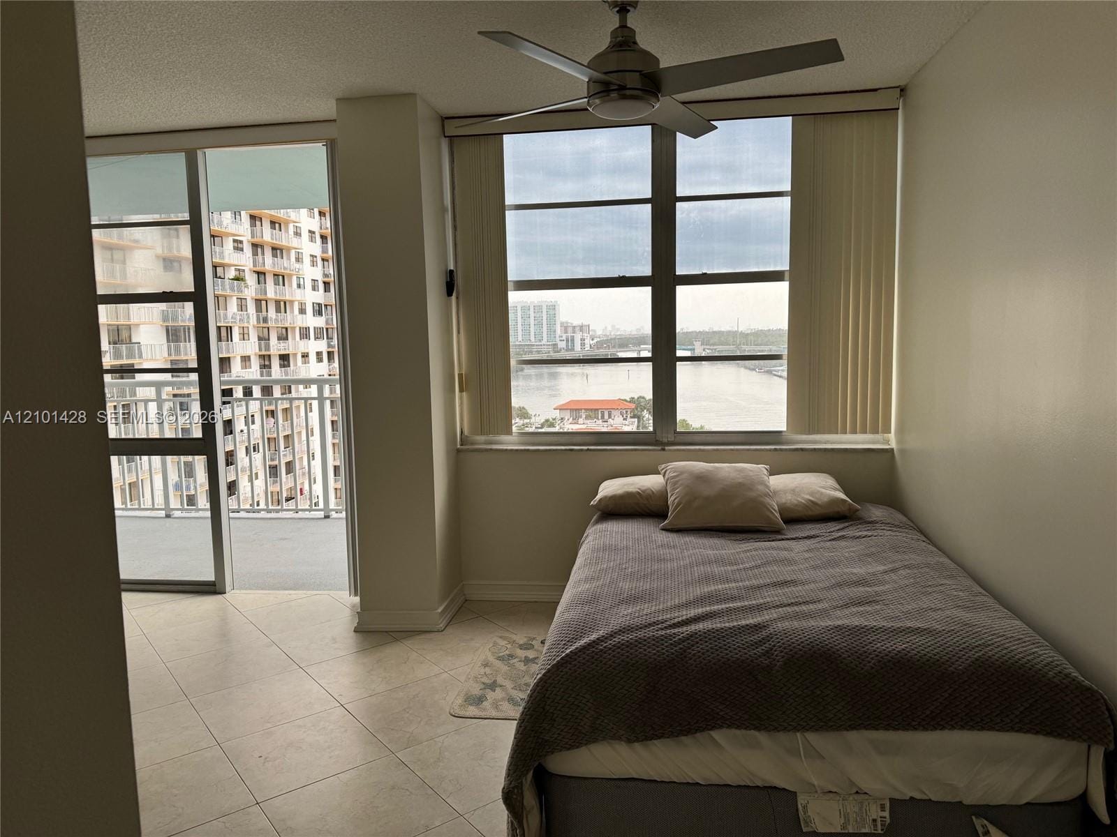301 174th Street 1105, Sunny Isles Beach, FL 33160 photo 11