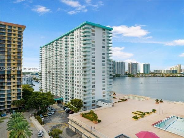301 174th Street 1105, Sunny Isles Beach, FL 33160 photo 25