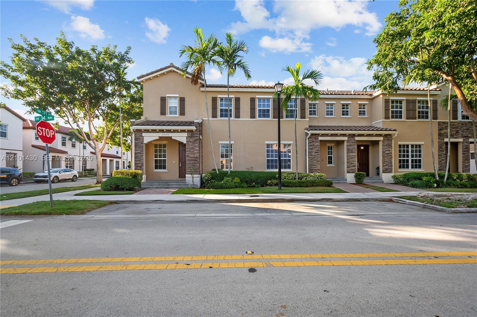 Kendall Commons Townhomes, Miami, FL home for sale at 17099 SW 94th Way
