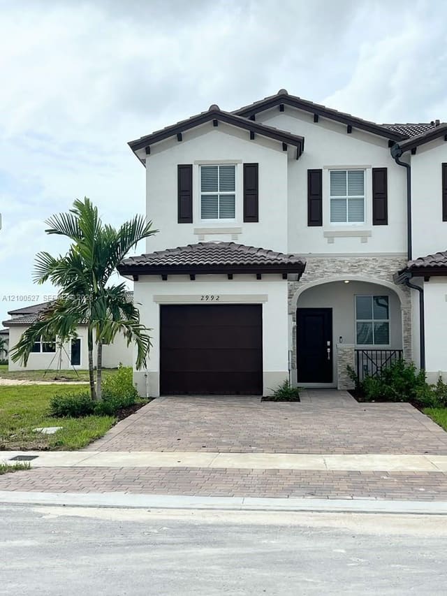 2992 SE 25th Road, Homestead, FL 33035