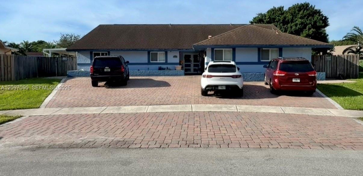 11810 NW 16th Street — photo 2