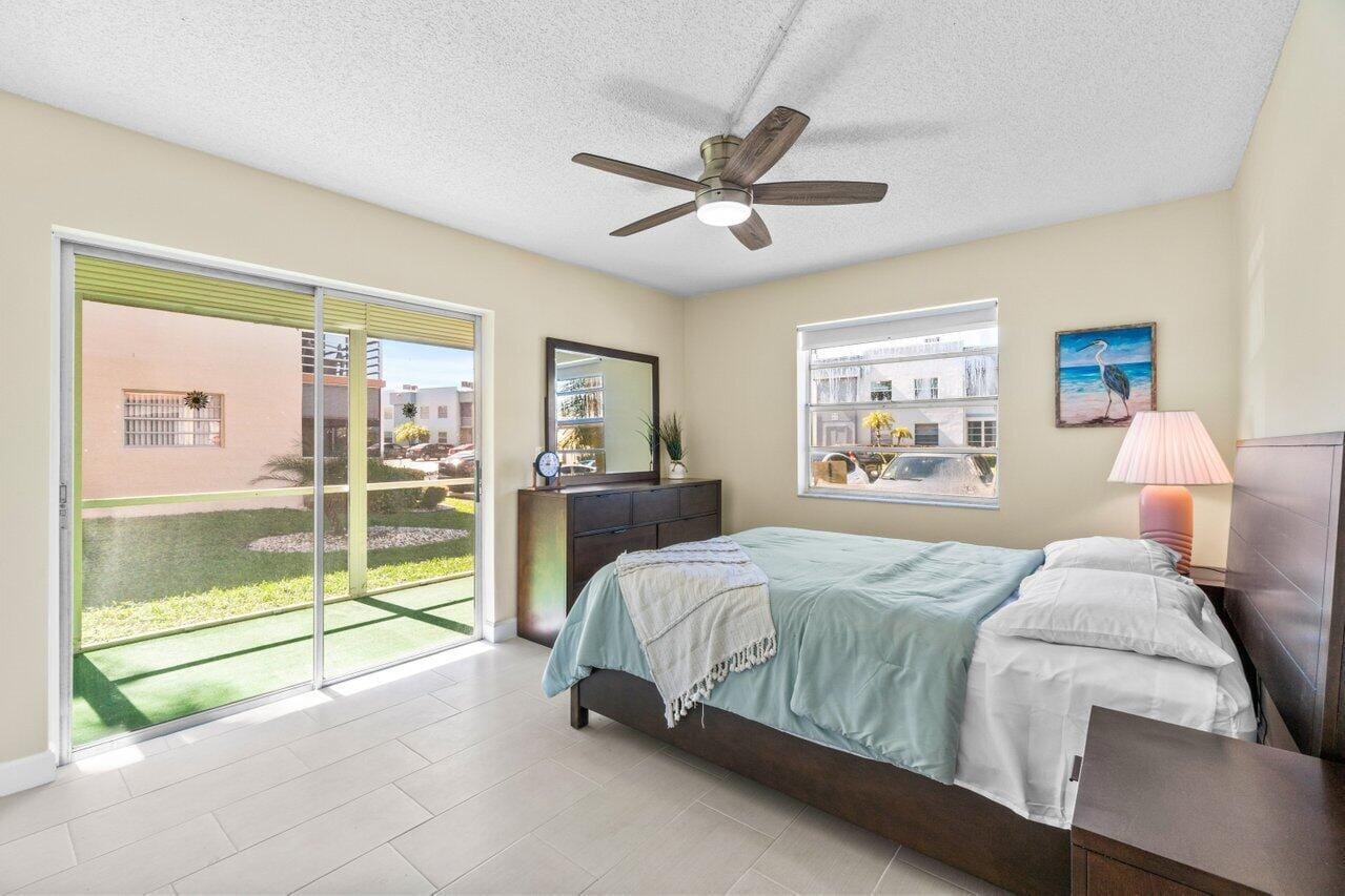 196 Piedmont E, Delray Beach, FL 33484 photo 13