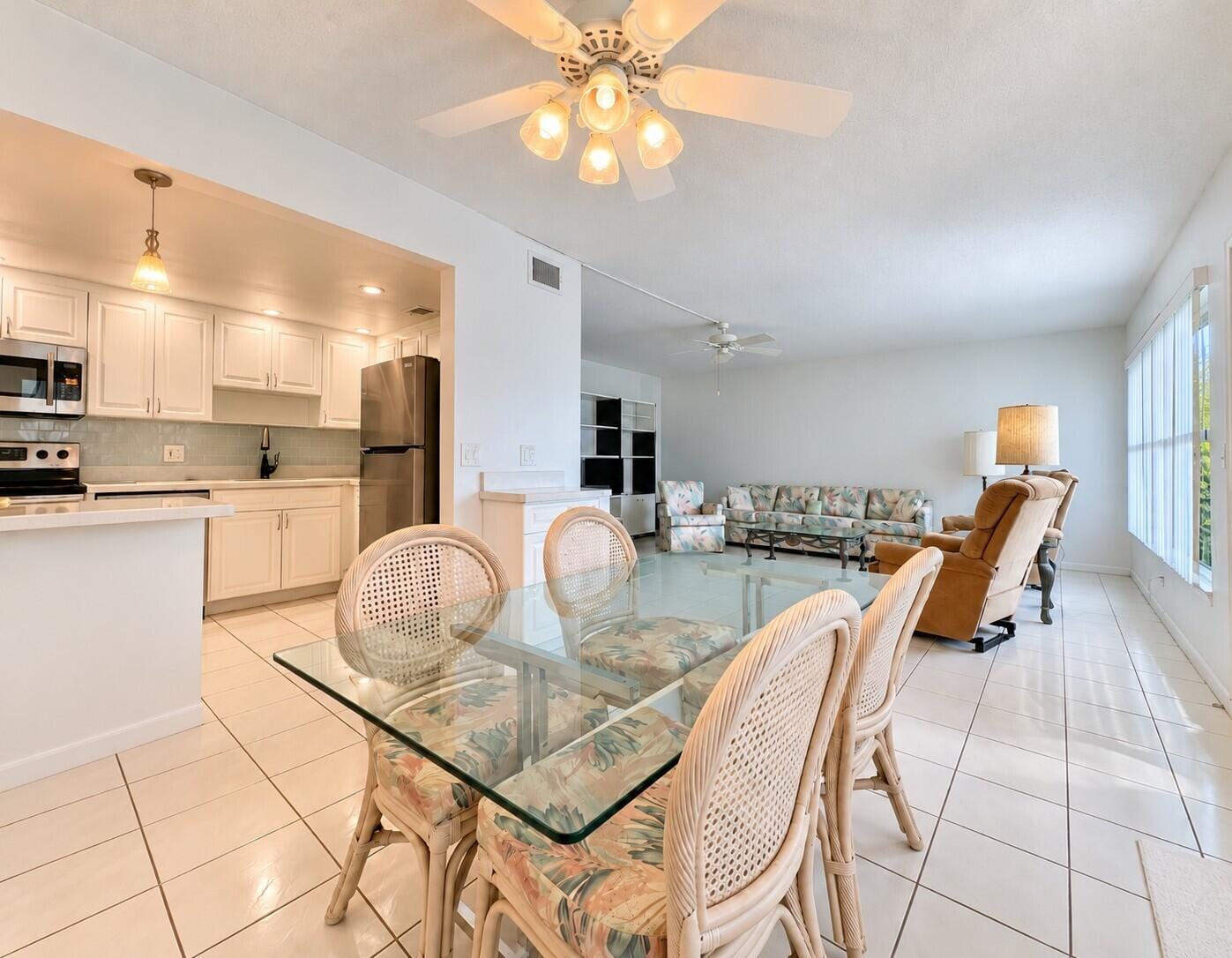 102 GREENBRIER A, West Palm Beach, FL 33417 photo 4