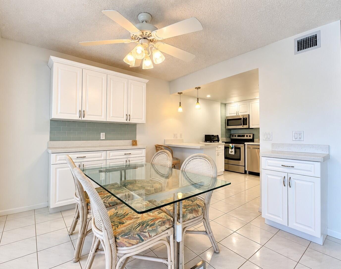 102 GREENBRIER A, West Palm Beach, FL 33417