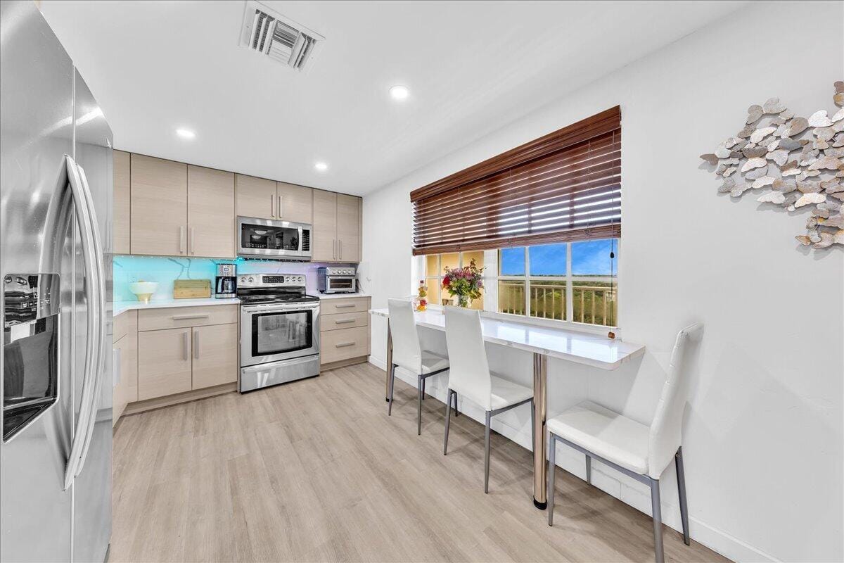 3520 Oaks Way 904, Pompano Beach, FL 33069 photo 11