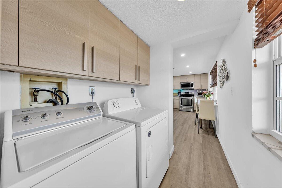 3520 Oaks Way 904, Pompano Beach, FL 33069 photo 5