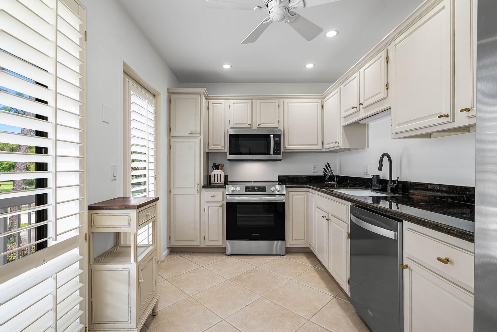 4367 N QUAIL RIDGE Drive N B, Boynton Beach, FL 33436 photo 16
