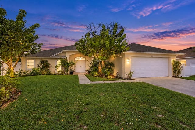 2082 SW JUDITH Lane, Port St. Lucie, FL 34953