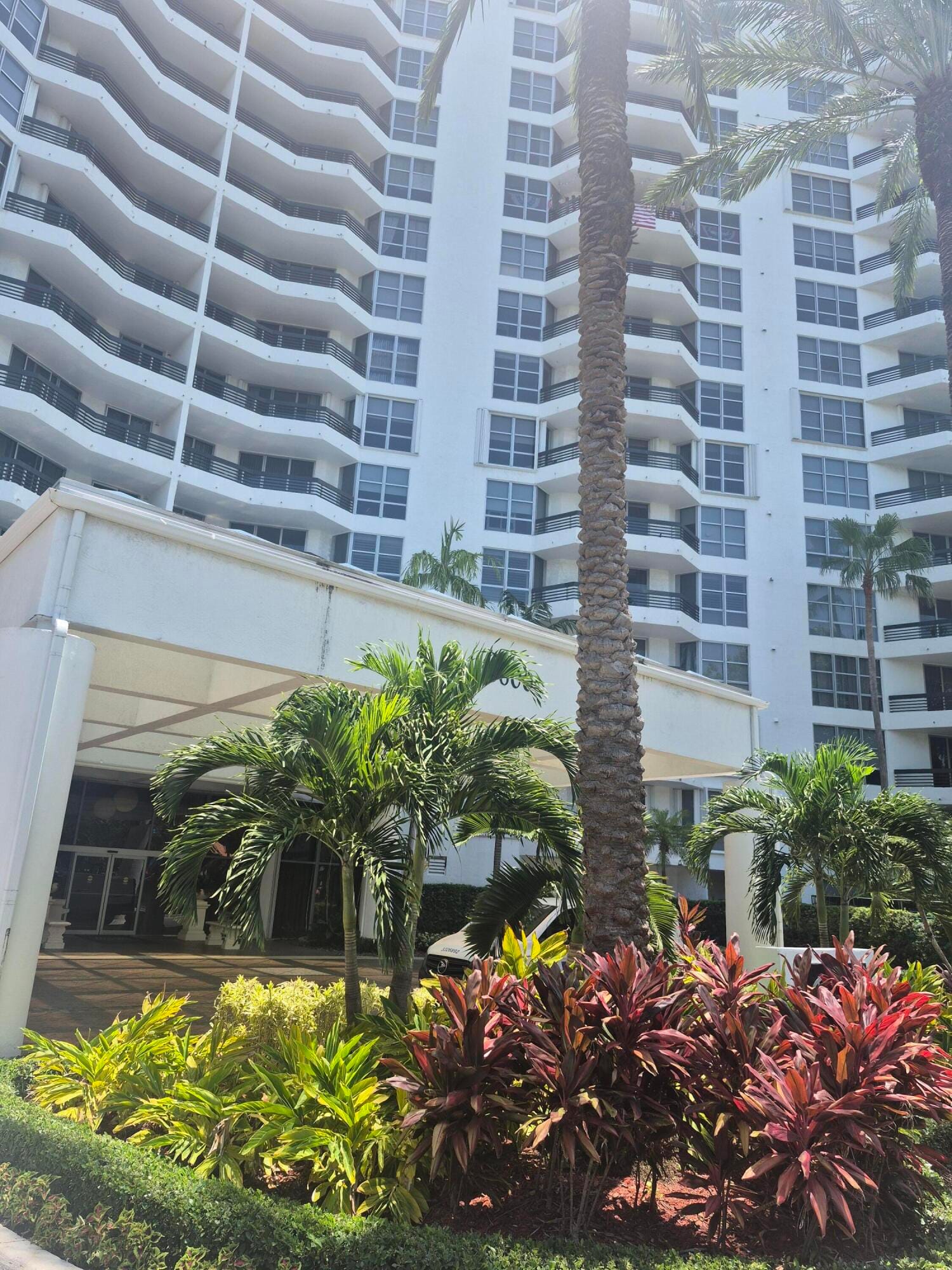 3600 MYSTIC POINTE Drive 1202, Aventura, FL 33180 photo 4