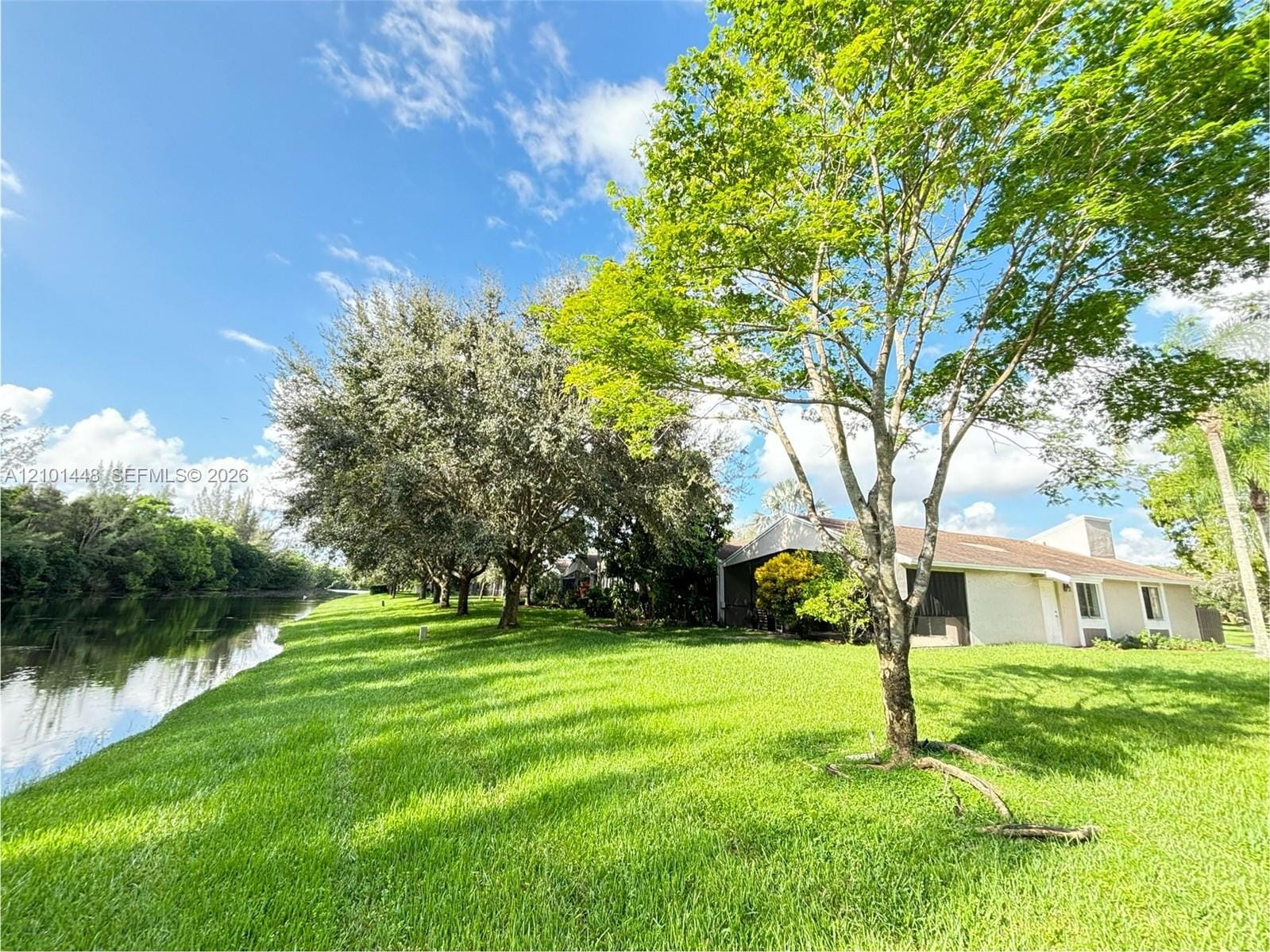 600 Woodgate Circle A, Sunrise, FL 33326 photo 2