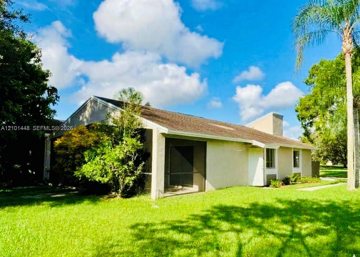 600 Woodgate Circle A, Sunrise, FL 33326 photo 3