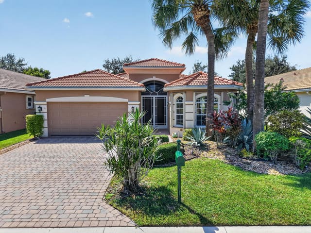 8066 Rossini Way, Lake Worth, FL 33467