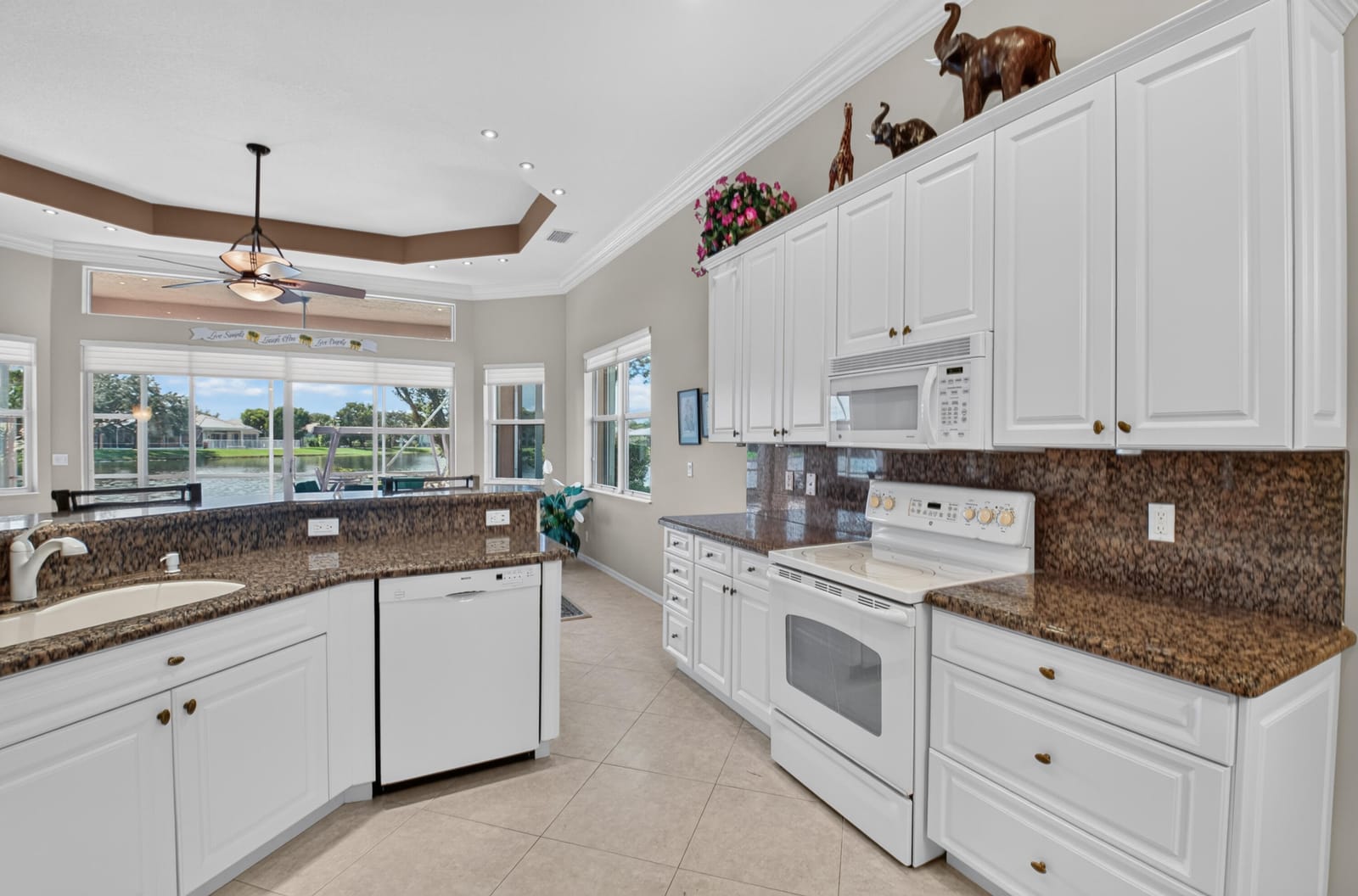 8066 Rossini Way, Lake Worth, FL 33467 photo 16
