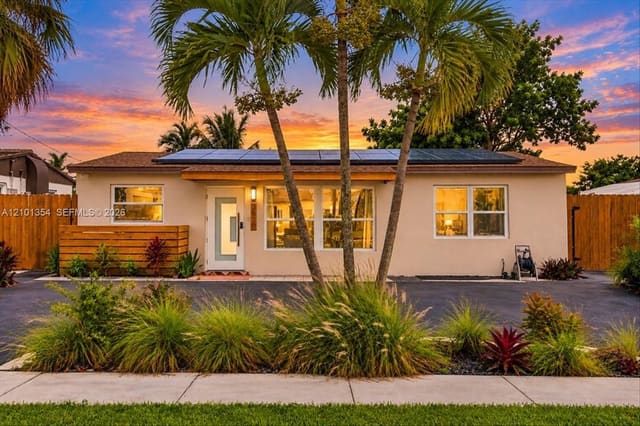 2639 Sherman Street, Hollywood, FL 33020