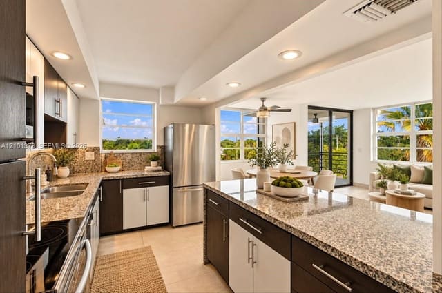 2751 Taft Street 404, Hollywood, FL 33020
