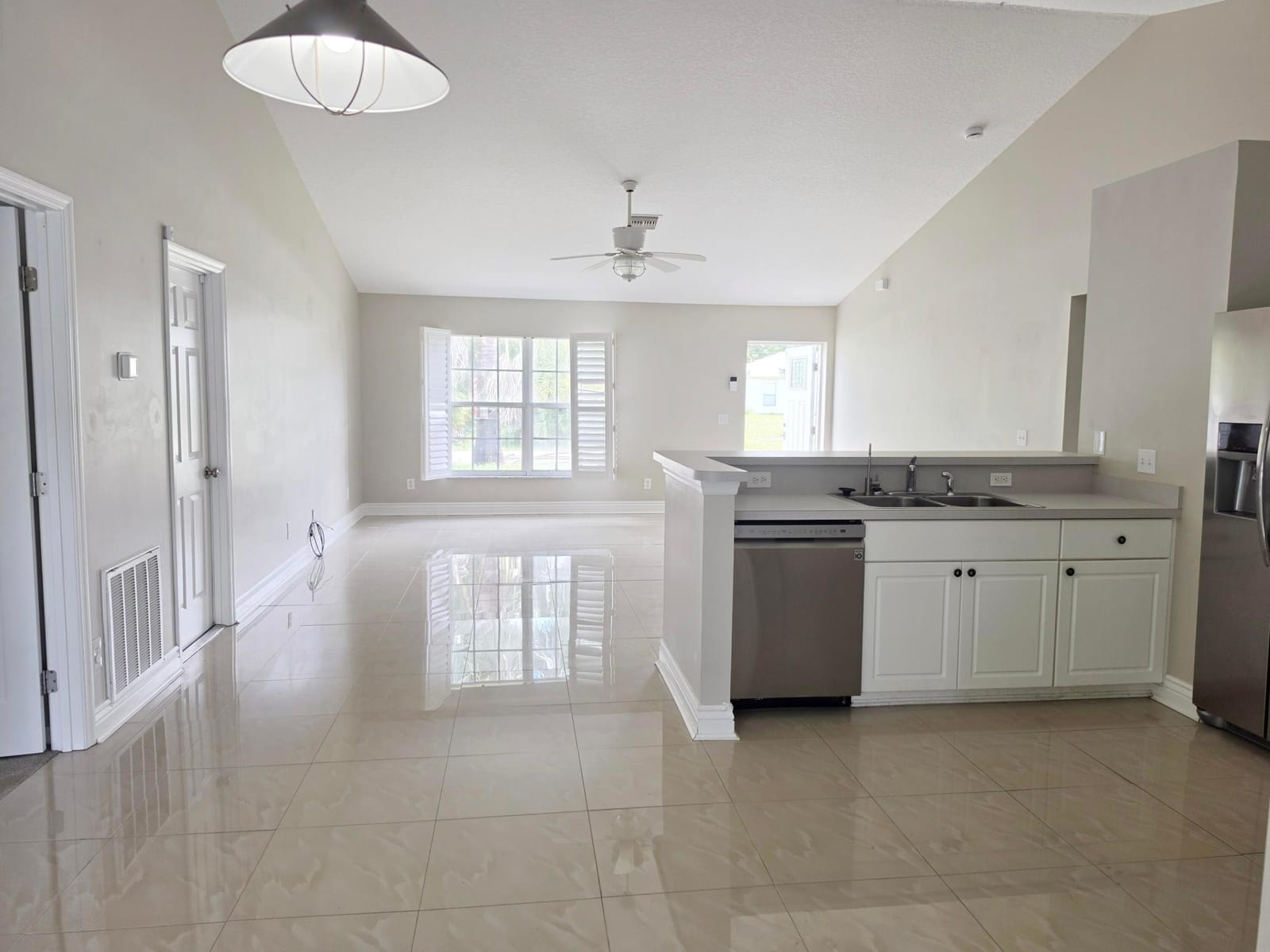 8655 98TH Court, Vero Beach, FL 32967 photo 8