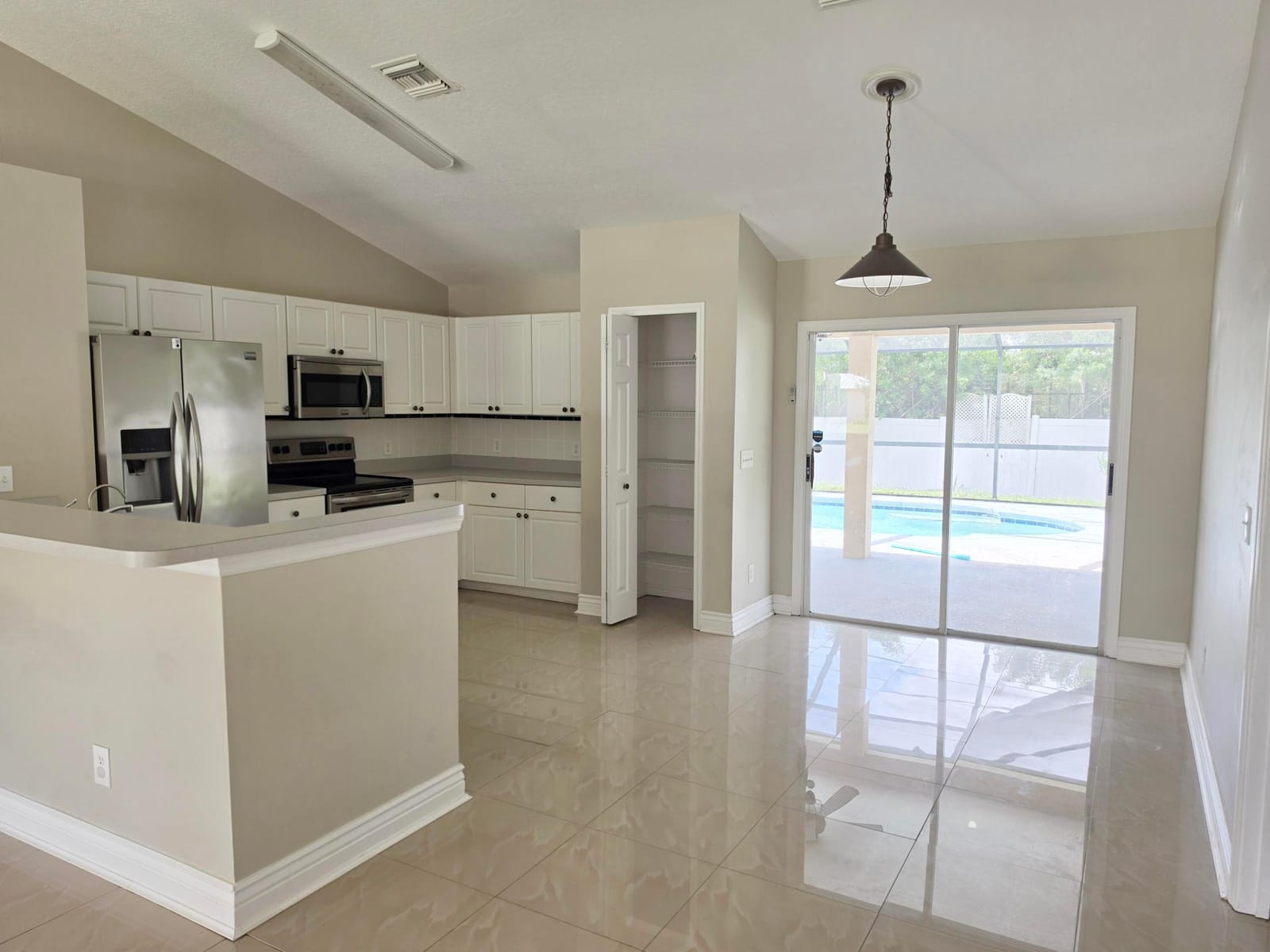 8655 98TH Court, Vero Beach, FL 32967 photo 9
