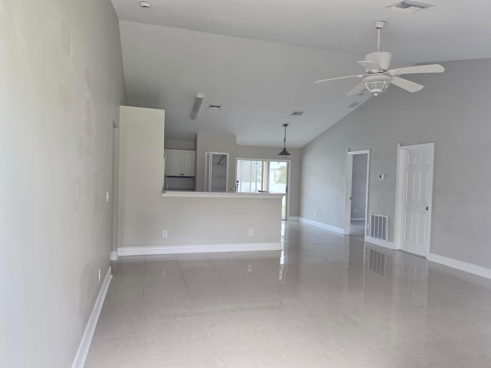 8655 98TH Court, Vero Beach, FL 32967 photo 10