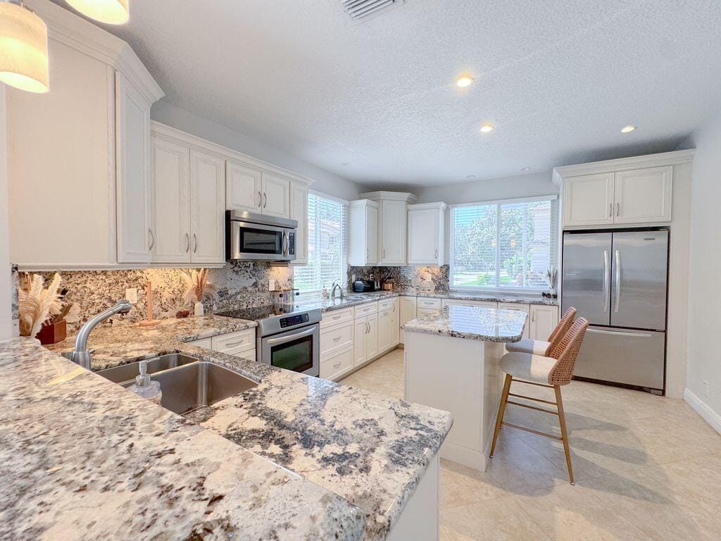 6819 VIA REGINA, Boca Raton, FL 33433 photo 5