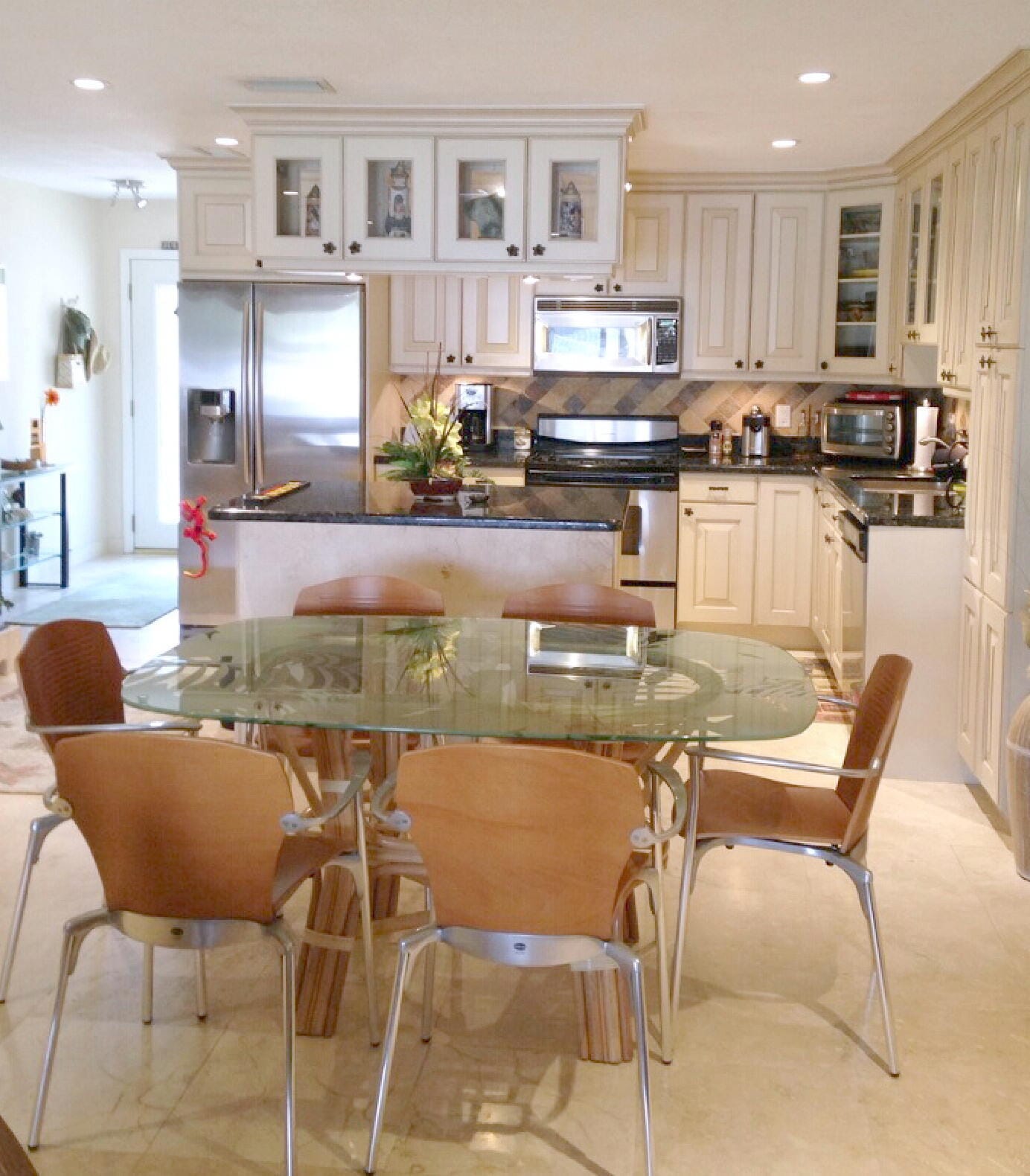 1019 BEL AIR Drive B — photo 4
