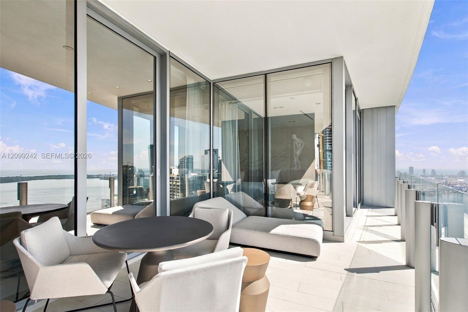 300 Biscayne Blvd Way 5105W, Miami, FL 33131 photo 24