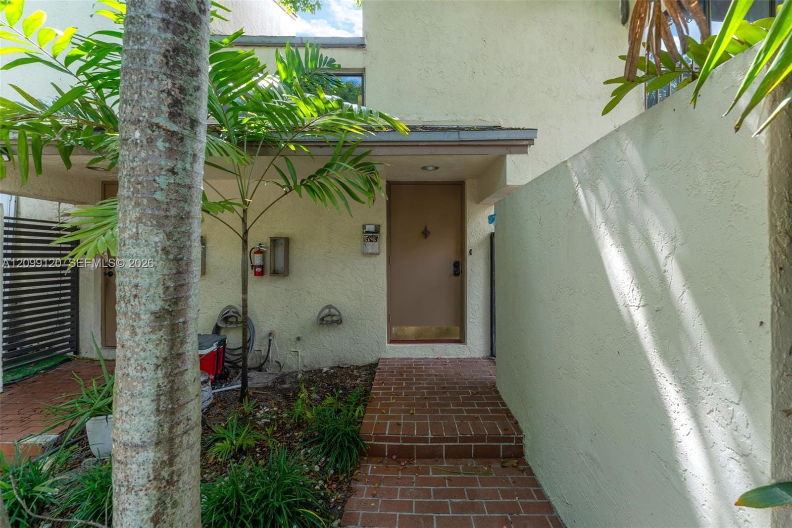 15805 SW 91st Court D, Palmetto Bay, FL 33157 photo 2