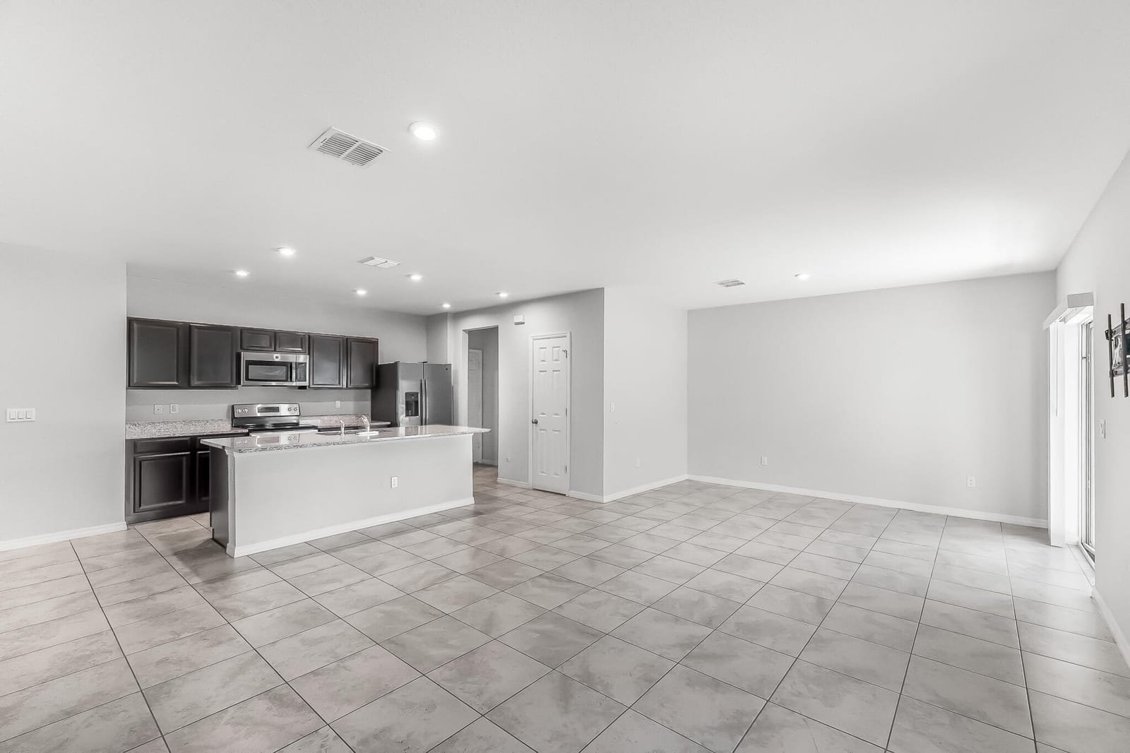 3351 Liberty Square Way, Fort Pierce, FL 34982 photo 8