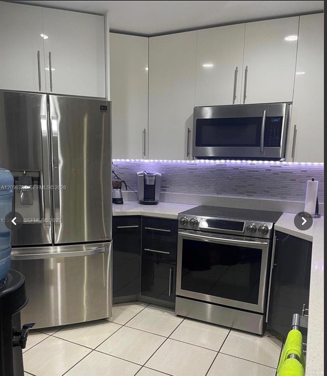 10241 NW 9th St Circle 209-5, Miami, FL 33172 photo 2