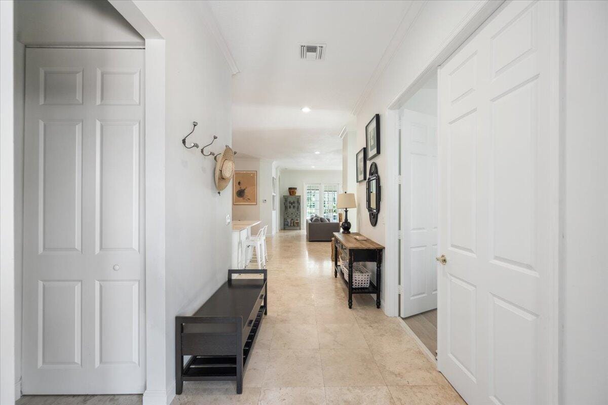 2910 TWIN OAKS Way — photo 5