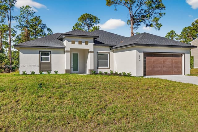 2712 SW 52nd Street, Lehigh Acres, FL 33976