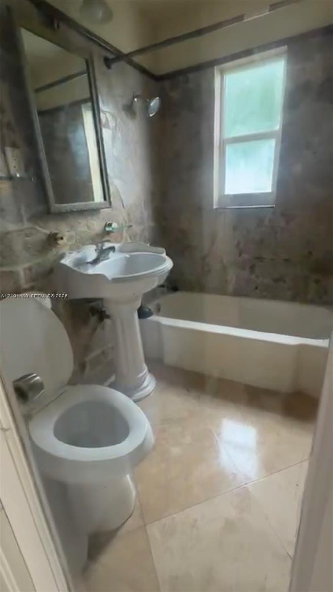 1319 NW 60th Street 8, Miami, FL 33142 photo 4