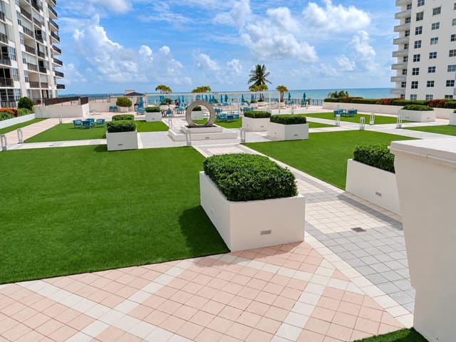 4280 GALT OCEAN Drive 2C, Fort Lauderdale, FL 33308