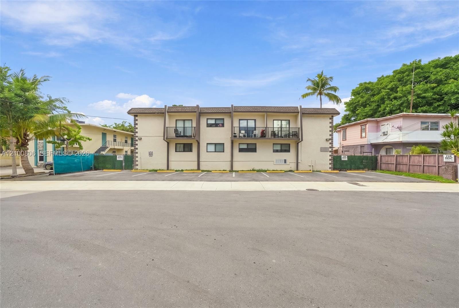 1484 NW 15th Avenue, Miami, FL 33125 photo 2