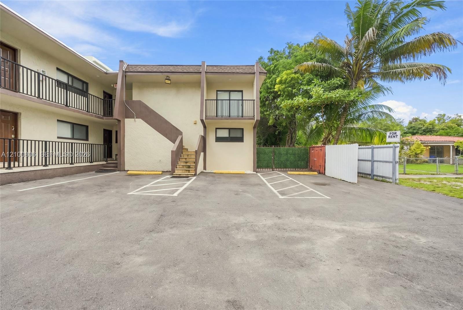 1484 NW 15th Avenue, Miami, FL 33125 photo 3