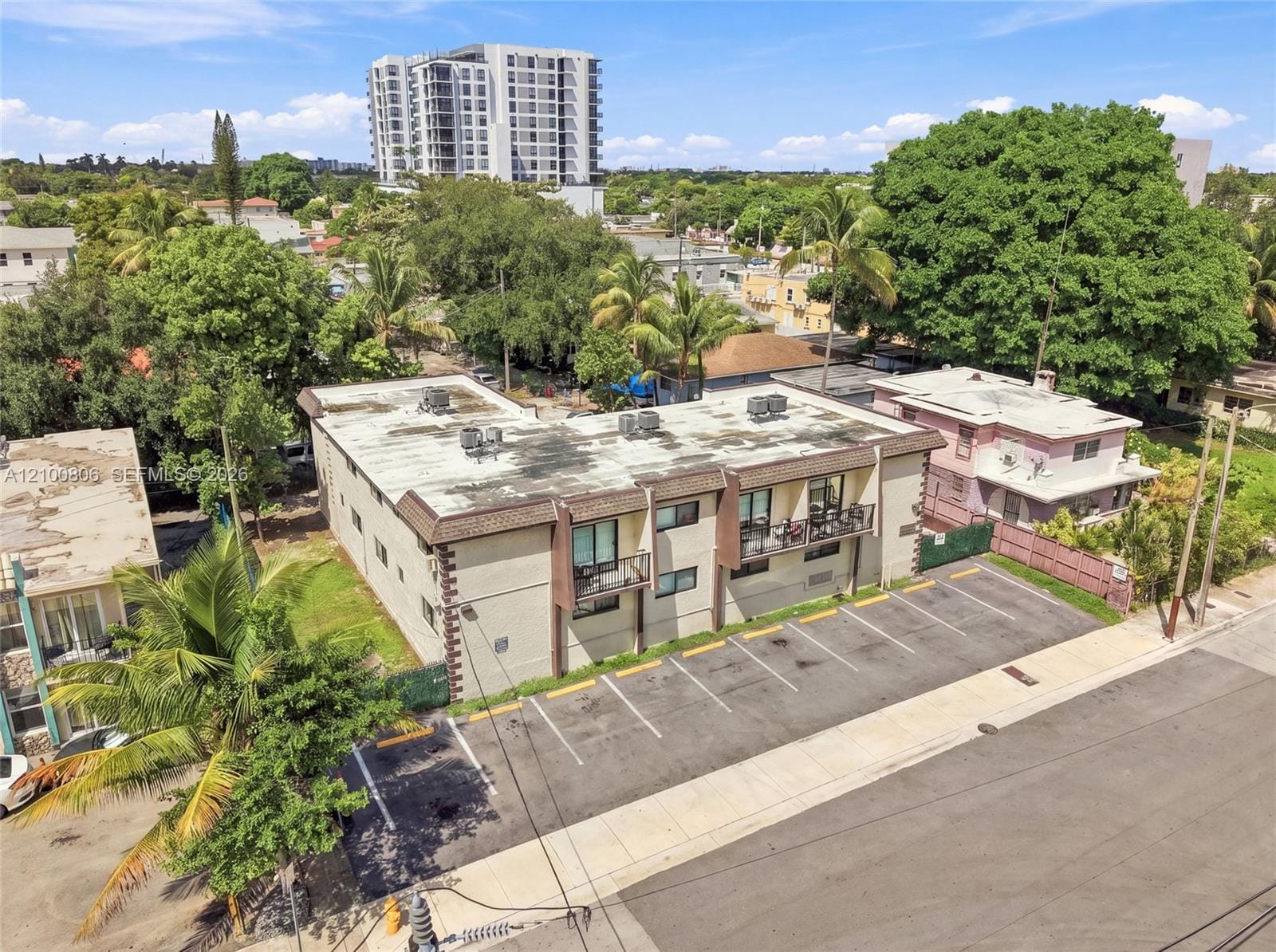 1484 NW 15th Avenue, Miami, FL 33125 photo 5