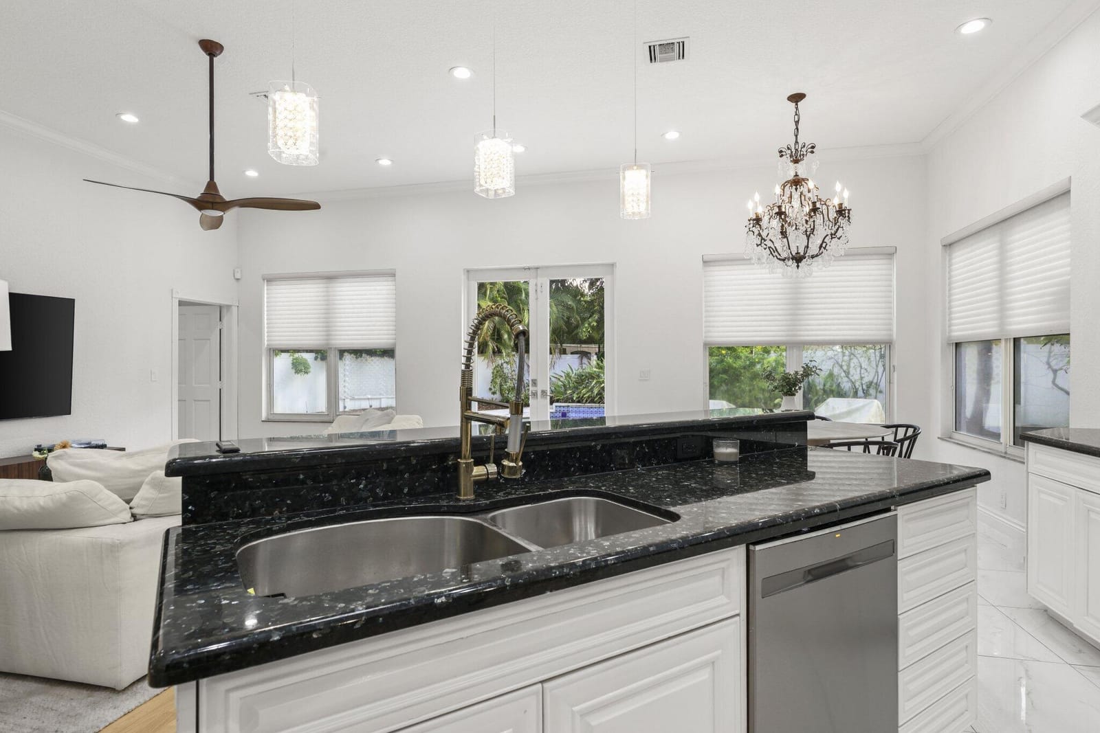 201 NE 4th Street, Boca Raton, FL 33432 photo 17
