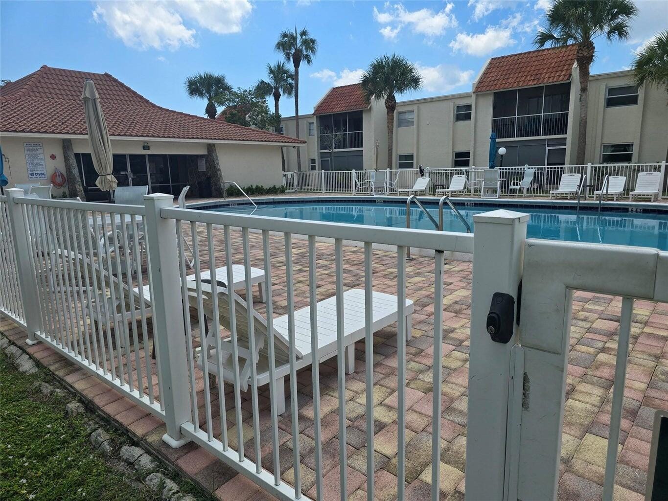 1428 SE 4TH Avenue 107, Deerfield Beach, FL 33441 photo 12