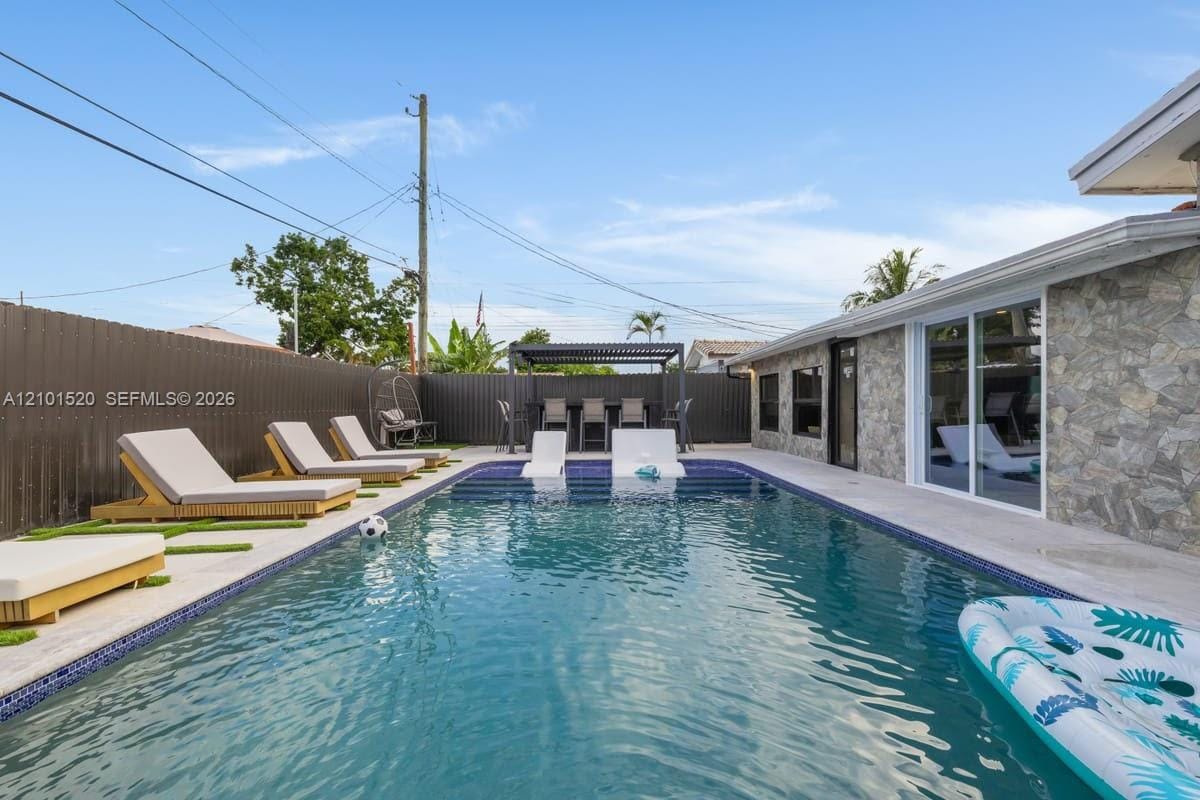 2340 N 66th Terrace, Hollywood, FL 33024 photo 10