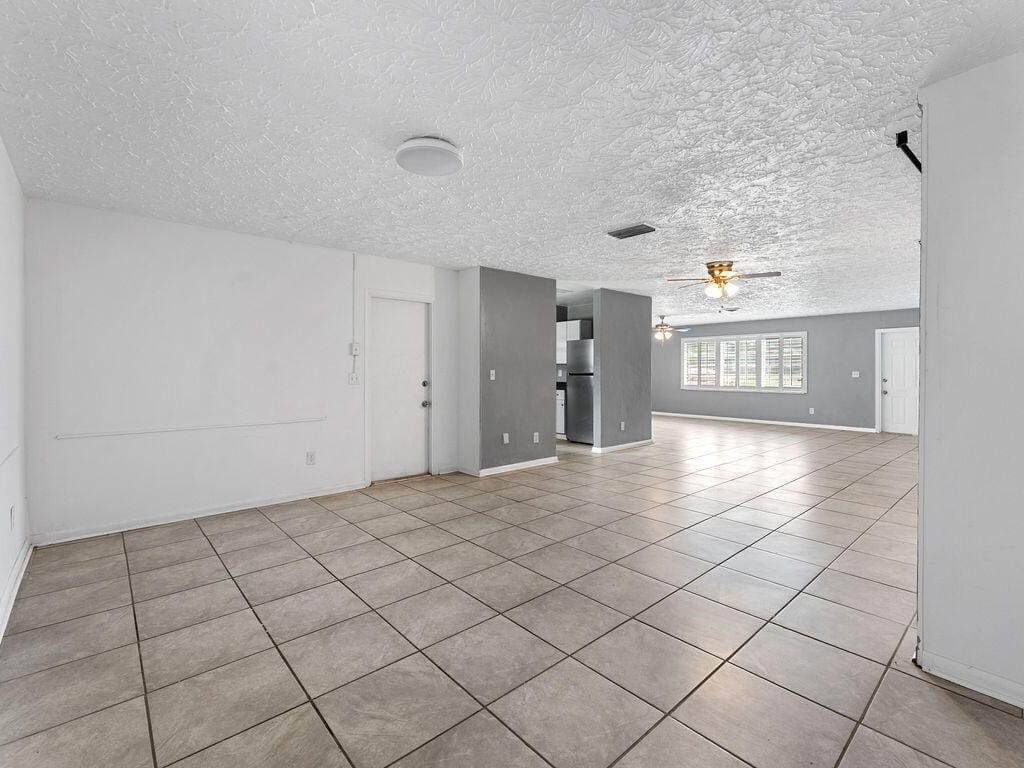 306 RIOMAR Drive, Port St. Lucie, FL 34952 photo 18