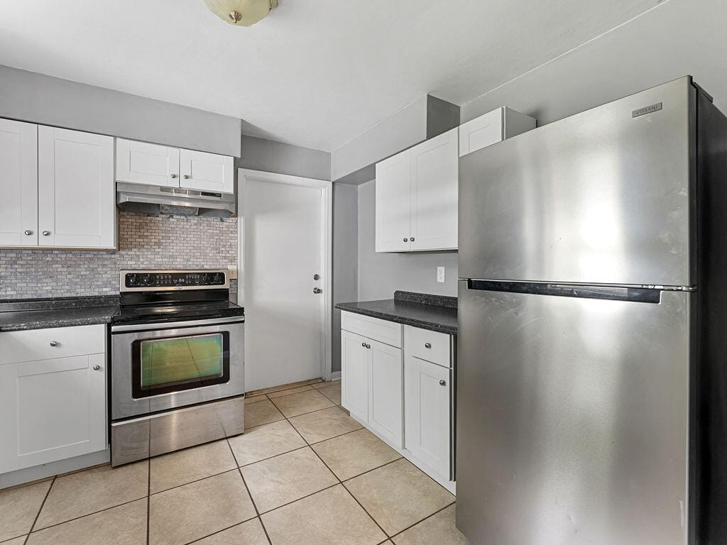 306 RIOMAR Drive, Port St. Lucie, FL 34952 photo 7
